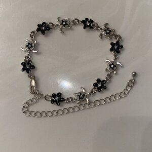 Black and silver beachy anklet